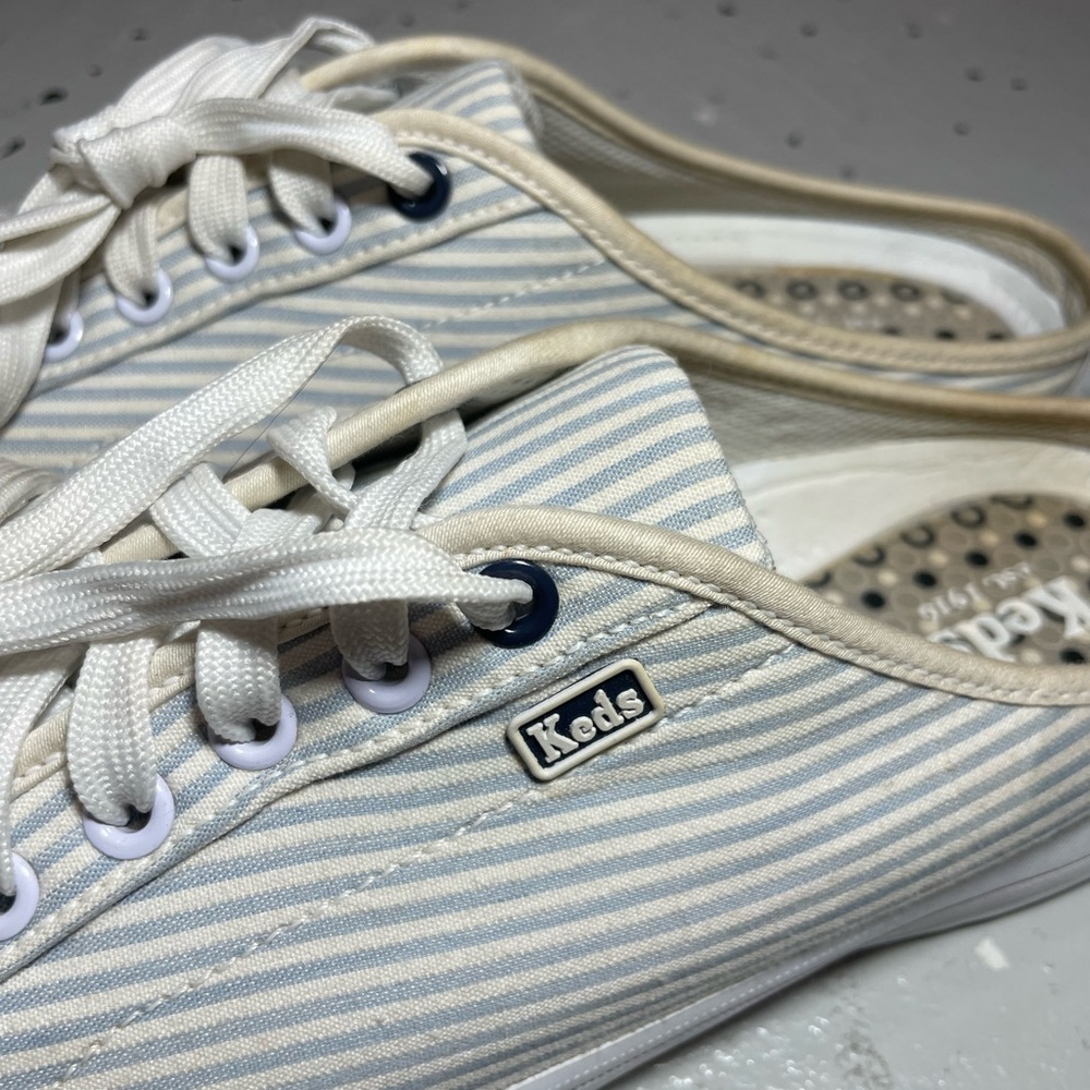 Keds Hampton Sport Women’s Slip On Canvas Shoes Size 8.5 Blue White Striped - Picture 2 of 8